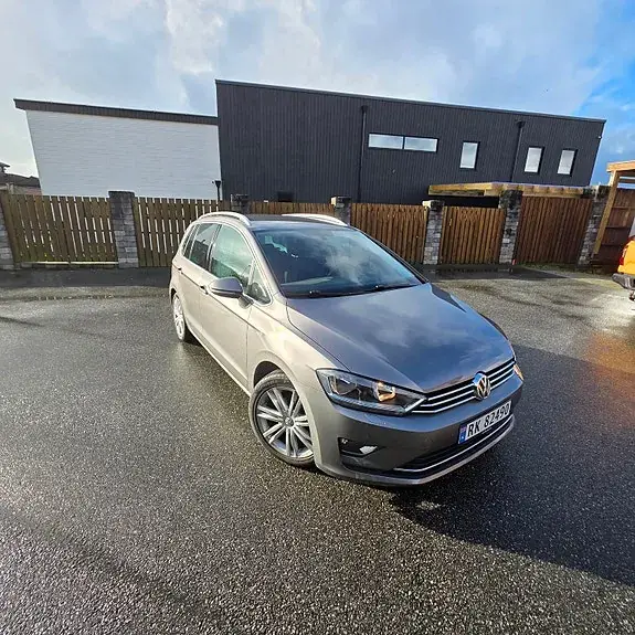 Volkswagen Golf Sportsvan 2015 photo 2