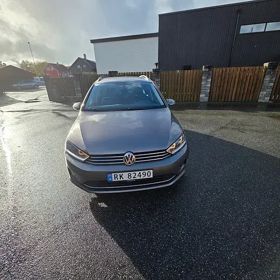 Volkswagen Golf Sportsvan 2015 photo 3