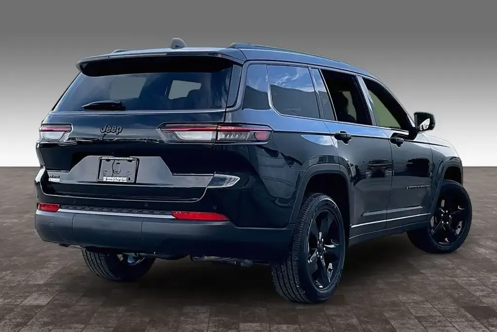 Jeep Grand Cherokee 2026 photo 5