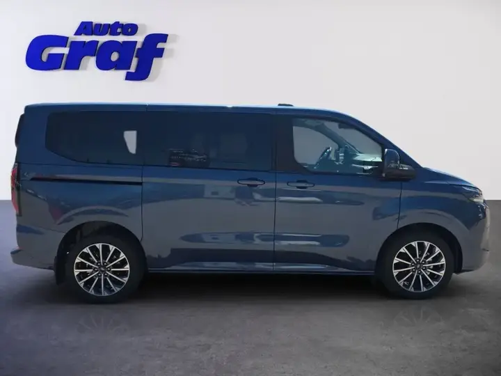 Ford Tourneo photo 3