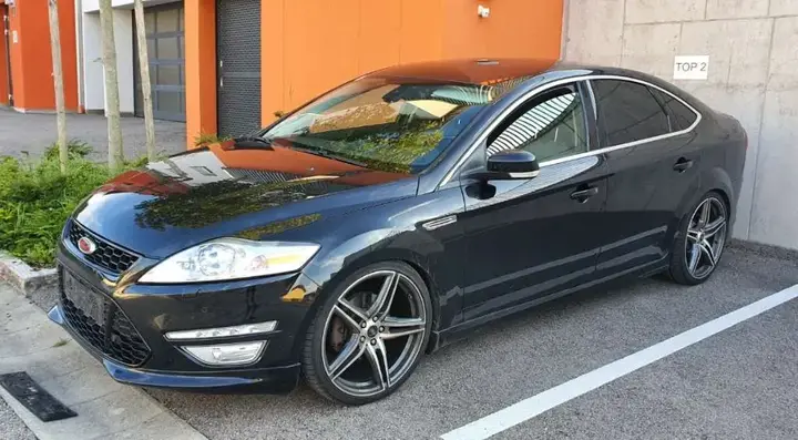 Ford Mondeo 2012 photo 2