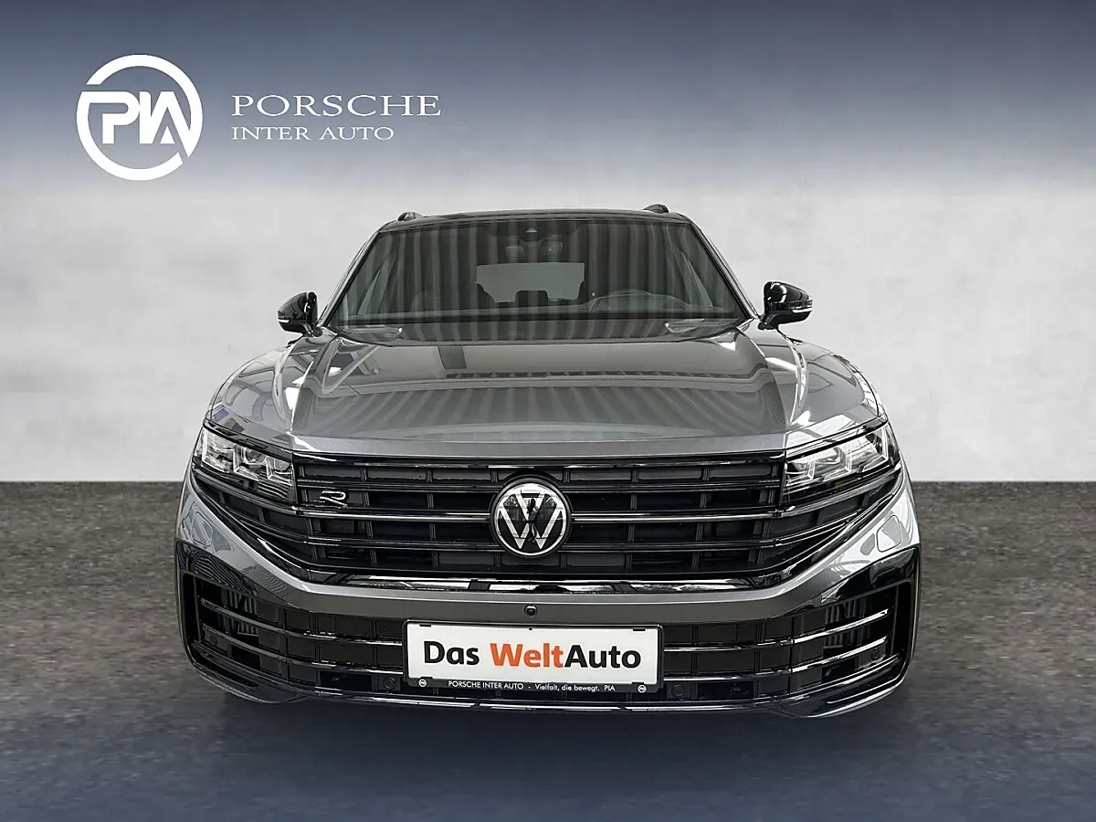 Volkswagen Touareg 2026 photo 2