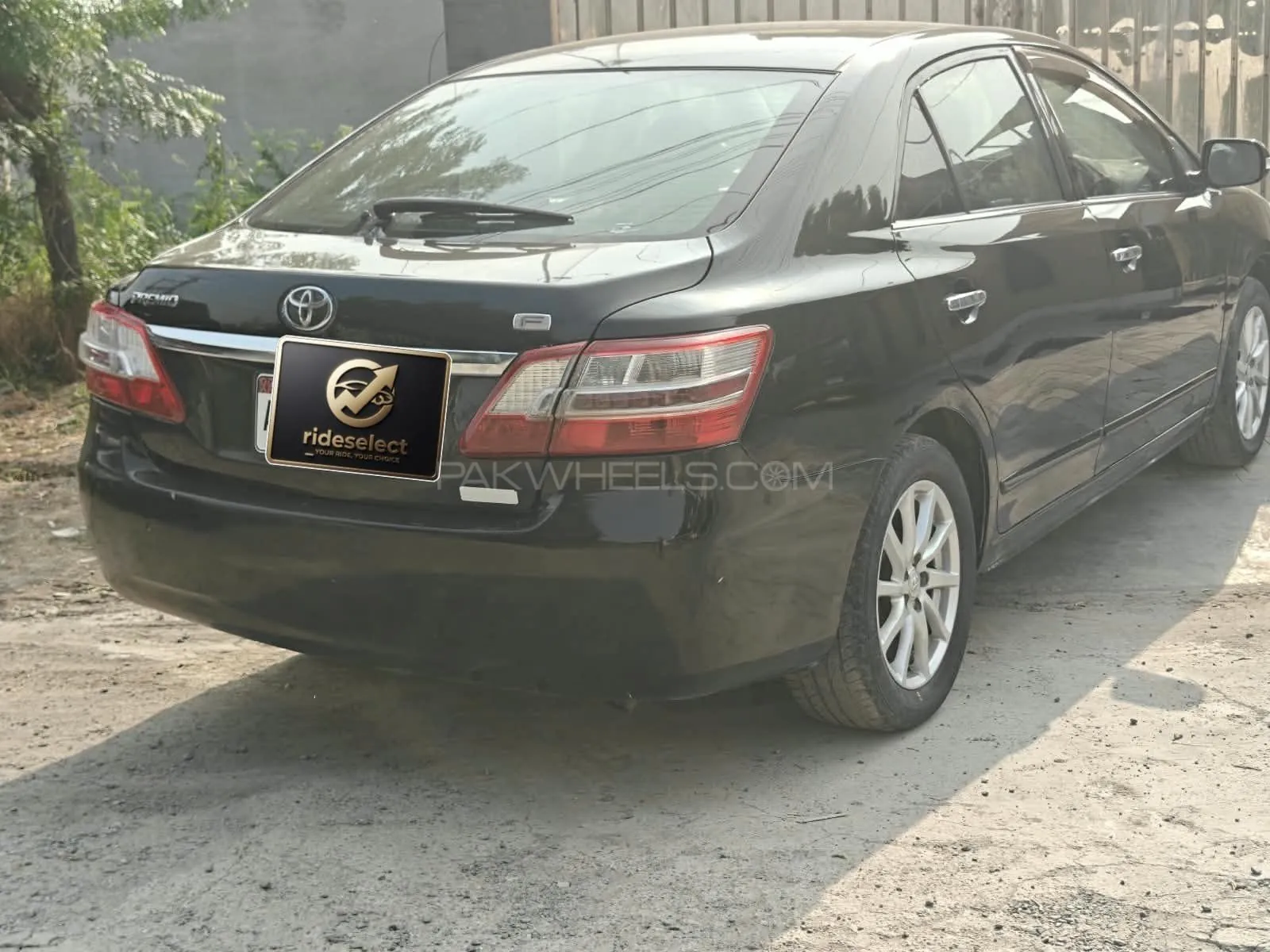 Toyota Premio
