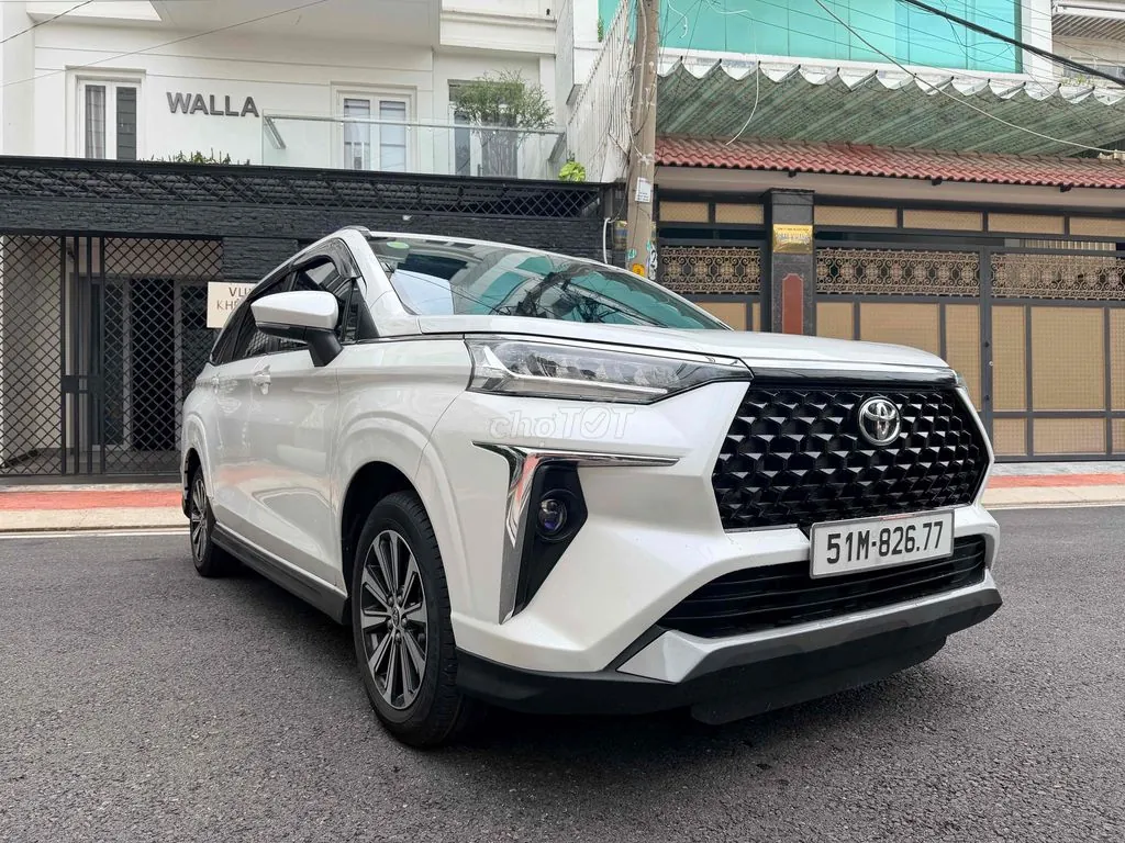 Toyota Veloz Cross 2023 photo 2