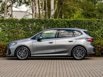 BMW 2 Series 2025 photo 3