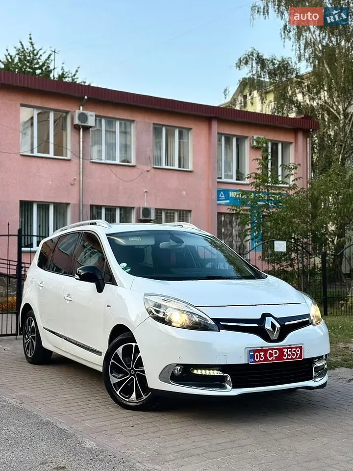 Renault Grand Scenic 2014 photo 4