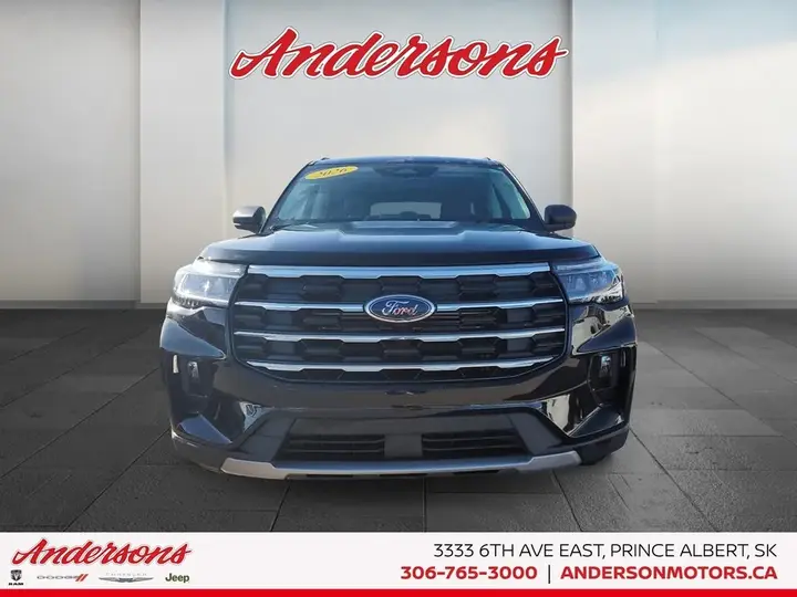 Ford Explorer 2026 photo 2