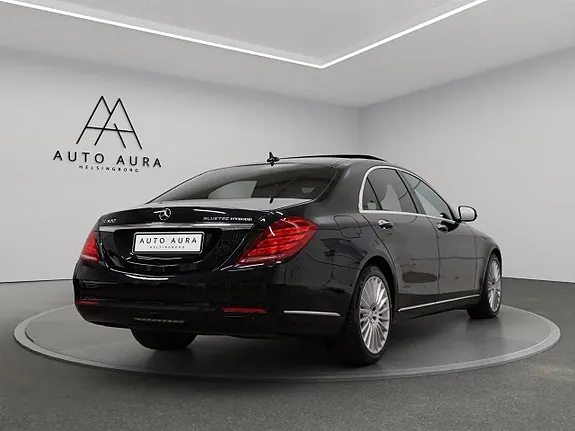 Mercedes-Benz S300 2015 photo 4