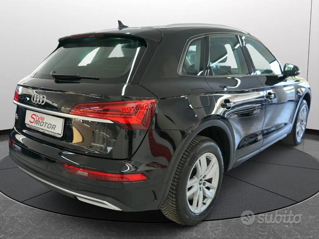 Audi Q5 2022 photo 2