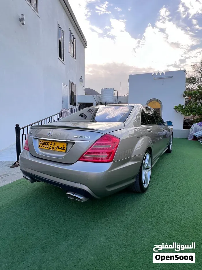 Mercedes-Benz S-Class 2009 photo 2