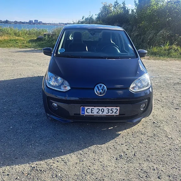 Volkswagen Up 2013 photo 3