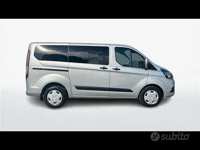 Ford Transit Custom photo 4