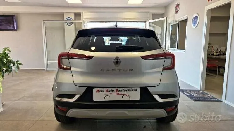 Renault Captur 2022 photo 4