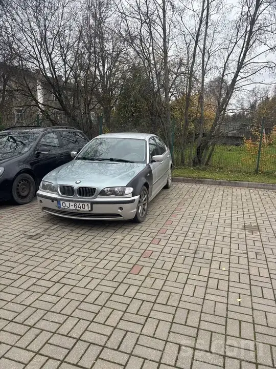 BMW 320