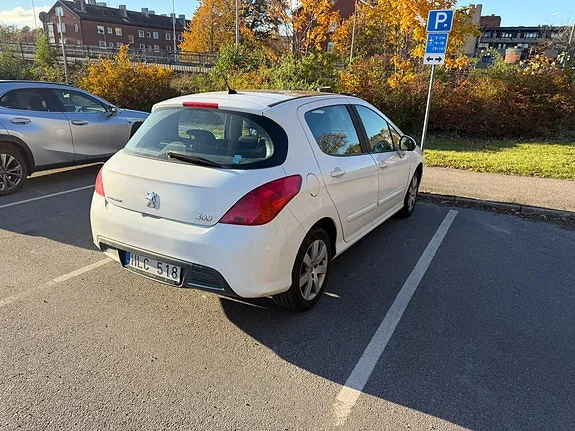 Peugeot 308 2010 photo 4