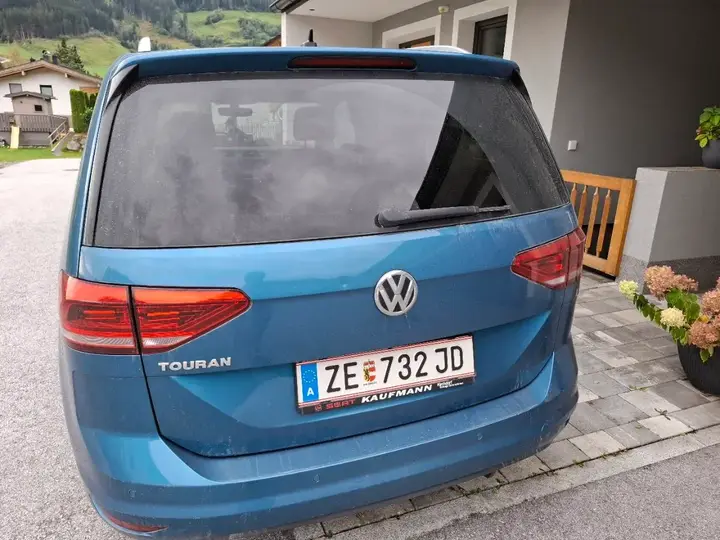 Volkswagen Touran 2018 photo 3