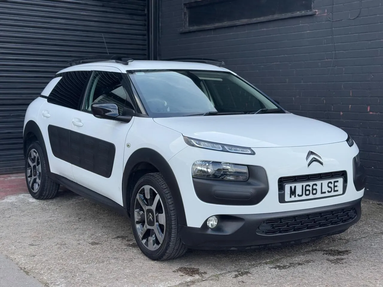Citroen C4 Cactus 2016 photo 2