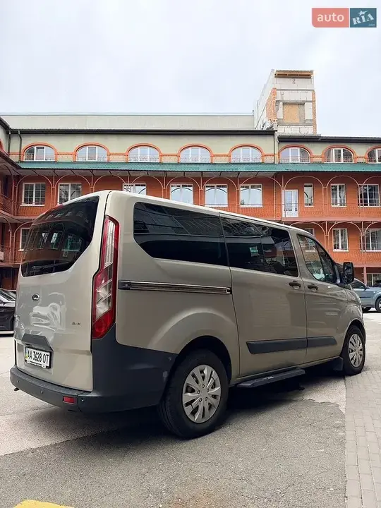 Ford Tourneo Custom 2015 photo 4