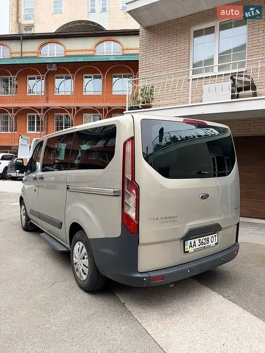 Ford Tourneo Custom 2015 photo 5