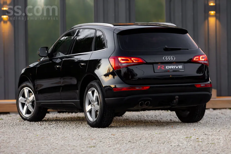 Audi Q5 2010 photo 4