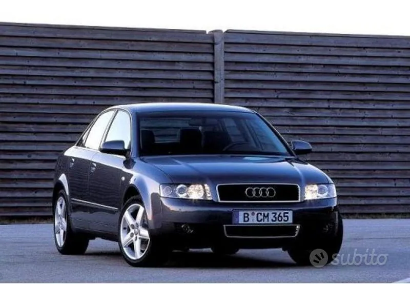 Audi A4 2004 photo 4