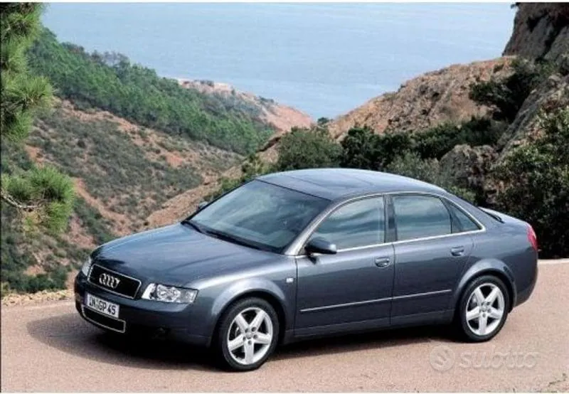 Audi A4 2004 photo 3