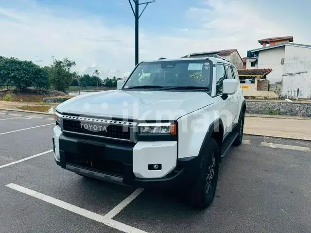 Toyota Land Cruiser Prado 2025 photo 3