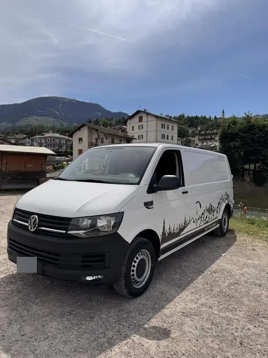 Volkswagen Transporter 2016 photo 2