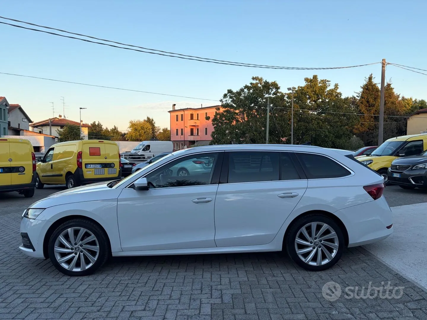 Skoda Octavia 2022 photo 3