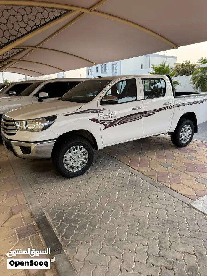 Toyota Hilux 2025 photo 5