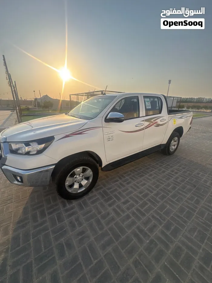Toyota Hilux 2025 photo 3