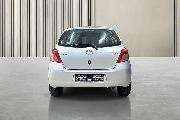 Toyota Yaris 2006 photo 4