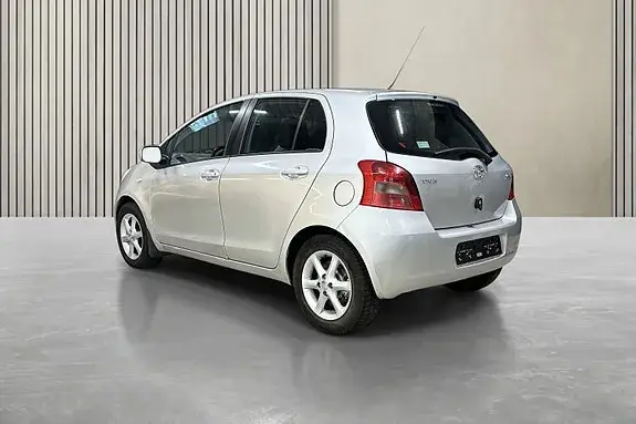 Toyota Yaris 2006 photo 5
