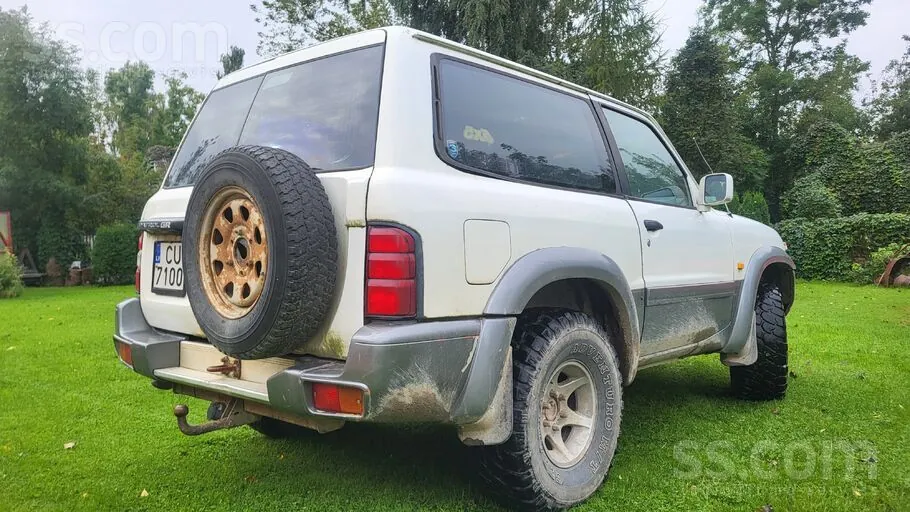 Nissan Patrol 2000 photo 4