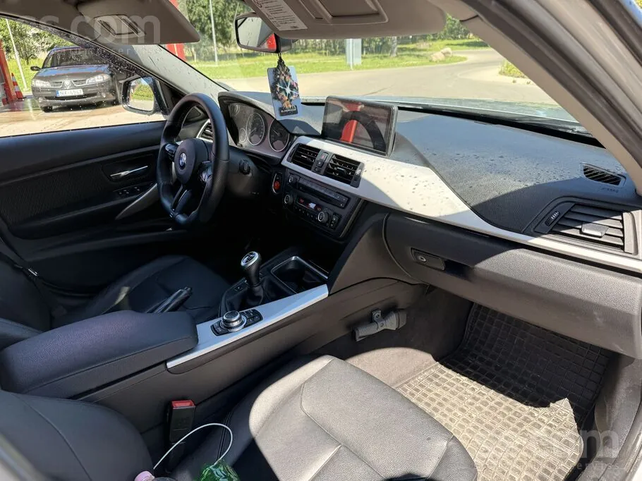 BMW 320D 2012 photo 5