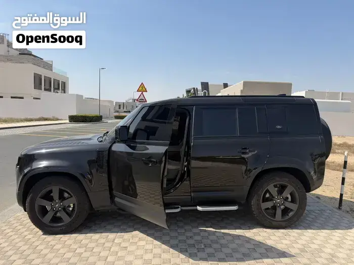 Land Rover Defender 2024 photo 4