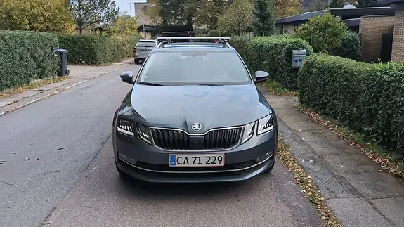 Skoda Octavia 2018 photo 2