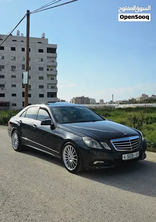 Mercedes-Benz E-Class 2009 photo 2