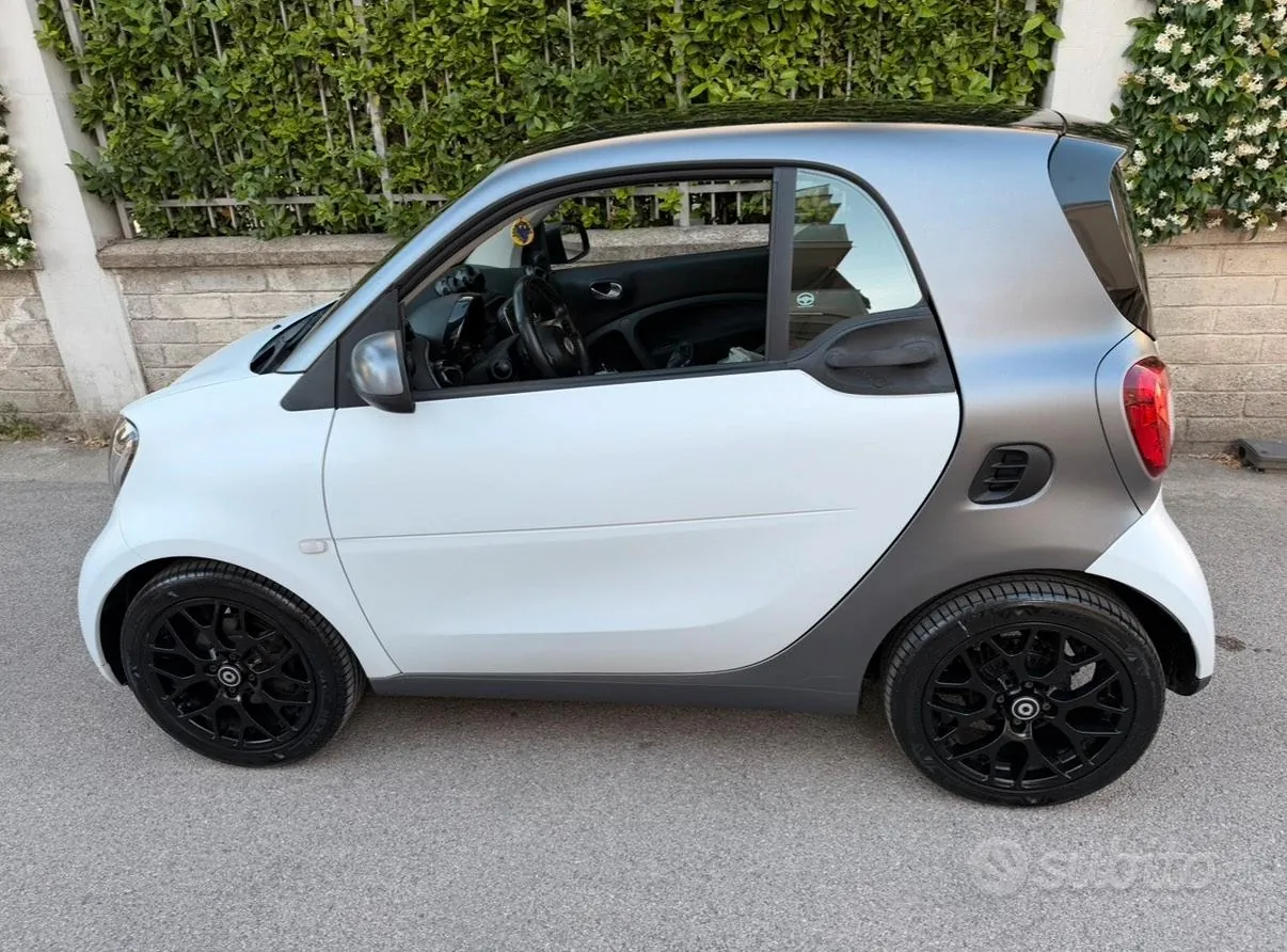 Smart Fortwo 2015 photo 2