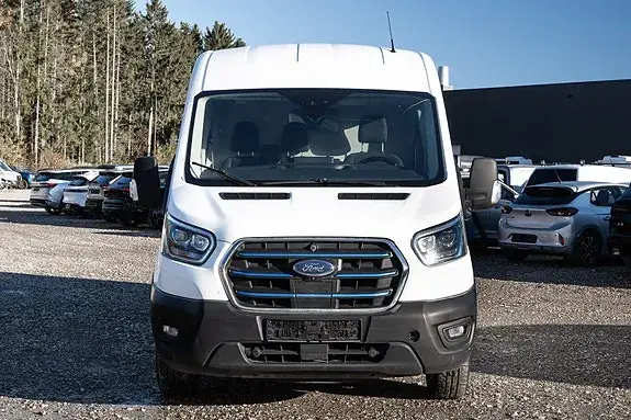 Ford Transit 2022 photo 3