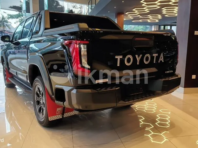 Toyota Hilux 2026 photo 4