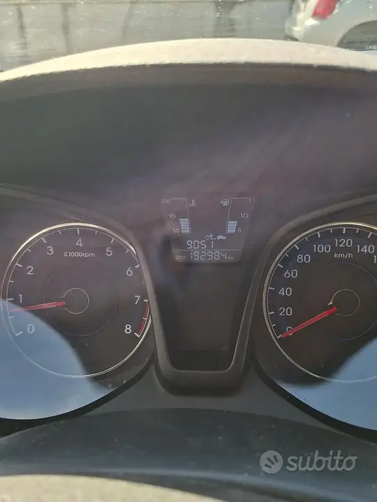 Hyundai Ix20 2014 photo 5