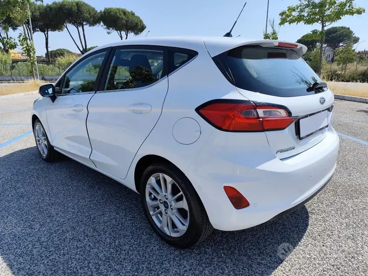 Ford Fiesta 2023 photo 5