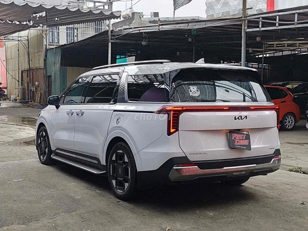 Kia Carnival 2025 photo 5