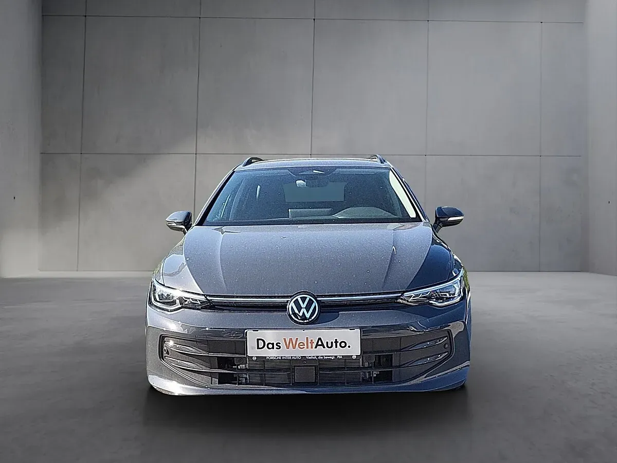 Volkswagen Golf 2026 photo 2