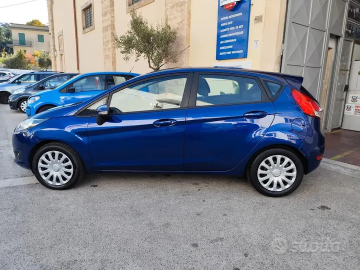 Ford Fiesta 2014 photo 3