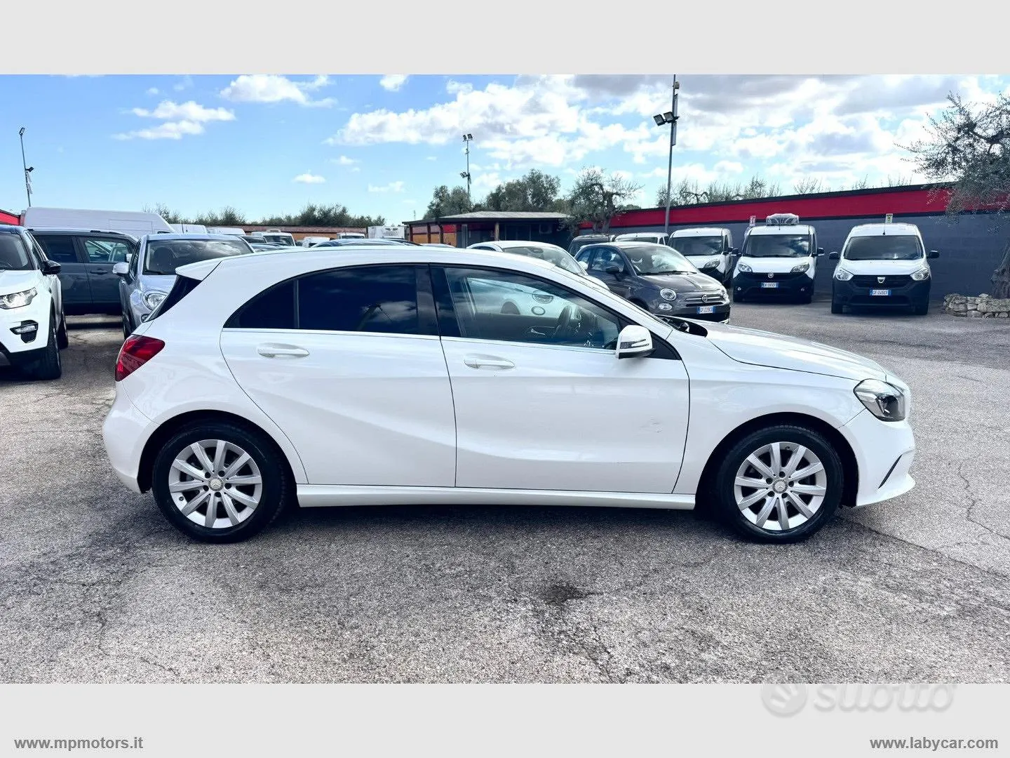 Mercedes-Benz A 180 2017 photo 4