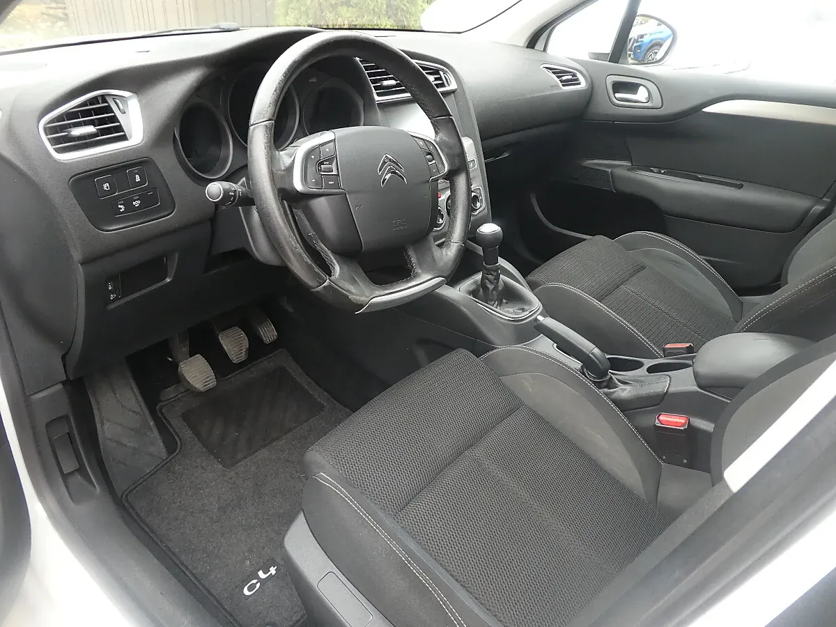 Citroen C4 2016 photo 3