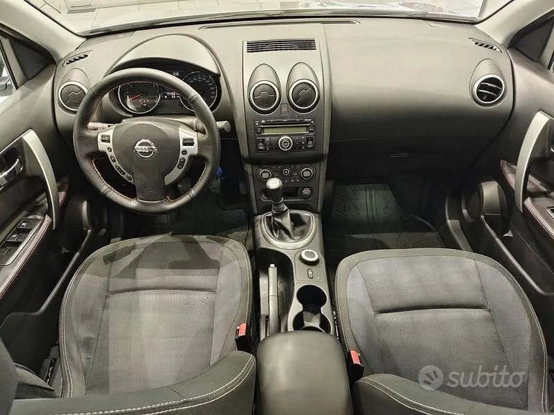 Nissan Qashqai 2010 photo 4