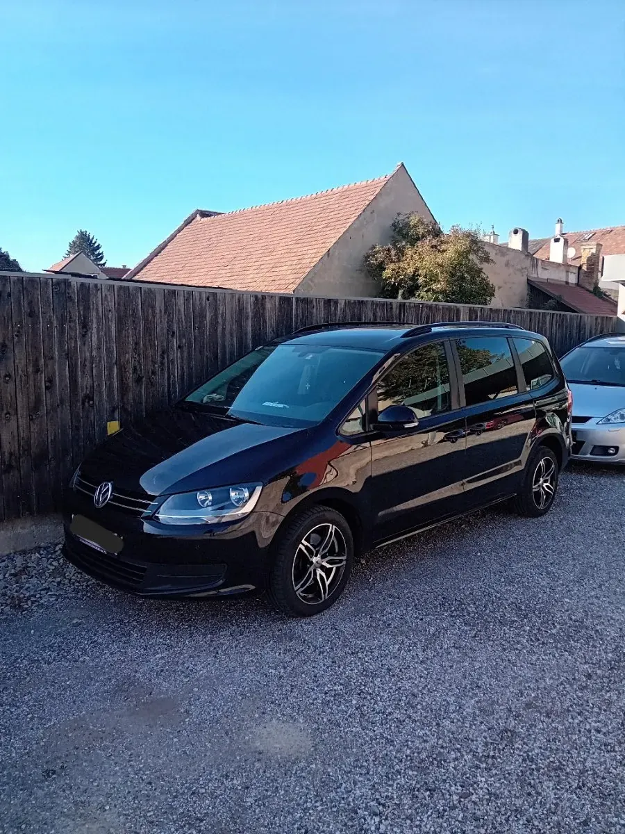 Volkswagen Sharan 2011 photo 3